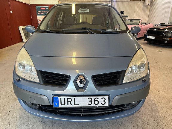 Renault Scenic II 2 of 10