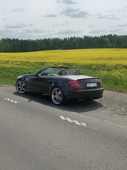 Mercedes-Benz SLK55 2 of 5