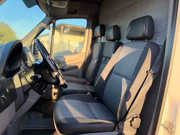 Volkswagen Crafter 35 9 of 14