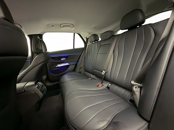 Mercedes-Benz E300 24 of 30