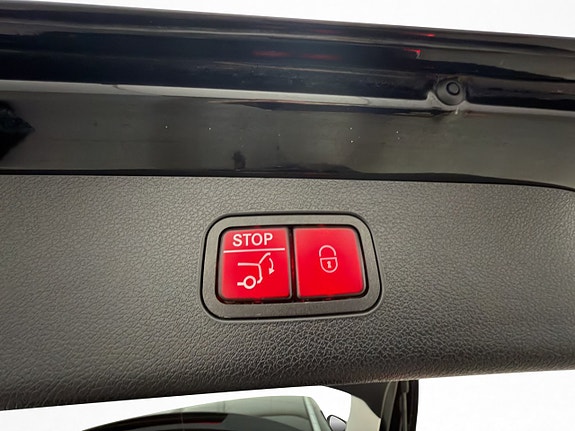 Mercedes-Benz E300 26 of 30