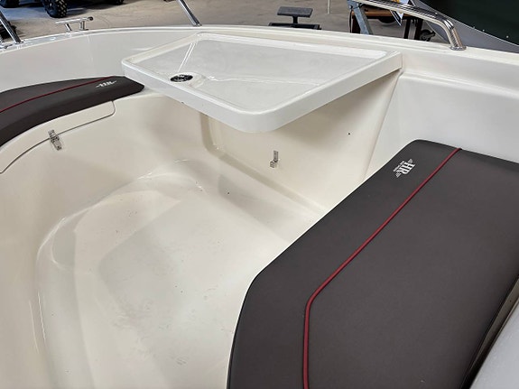 HR 480sc Evinrude E-TEC 60hp 10 of 12
