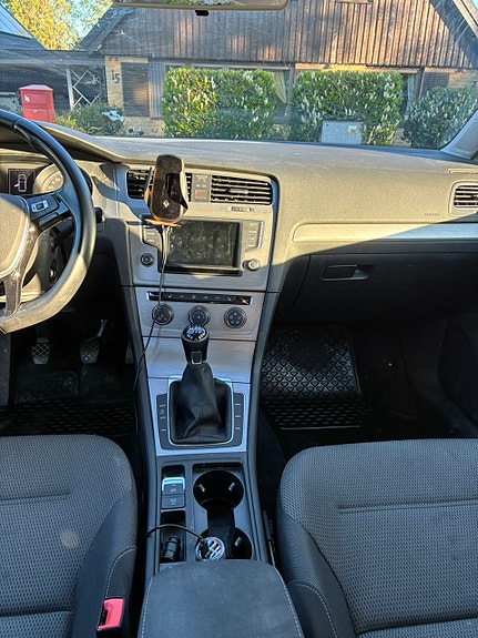Volkswagen Golf VII 5 of 5
