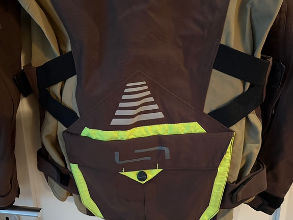 Product image 14 of 21