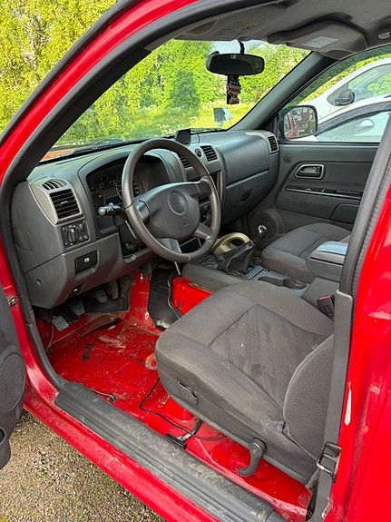 Chevrolet Colorado 4 of 5
