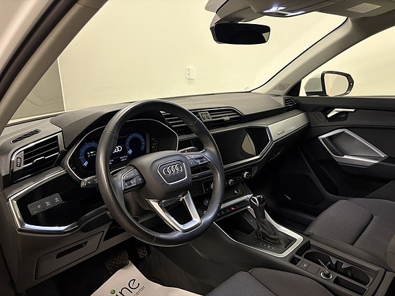 Audi Q3 6 of 10