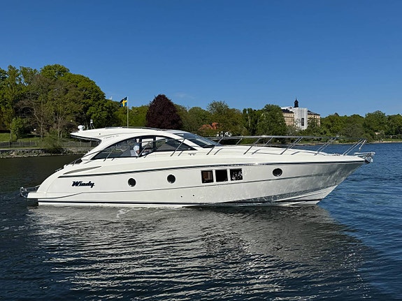 Windy 40 Maestro | 2* Volvo Penta D6 370 | Joystick