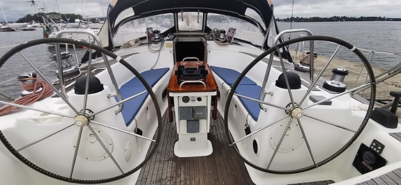 Bavaria 49 (2004) i Medelhavet – Bytt motor & bytta segel! 5 kabiner 2 of 15