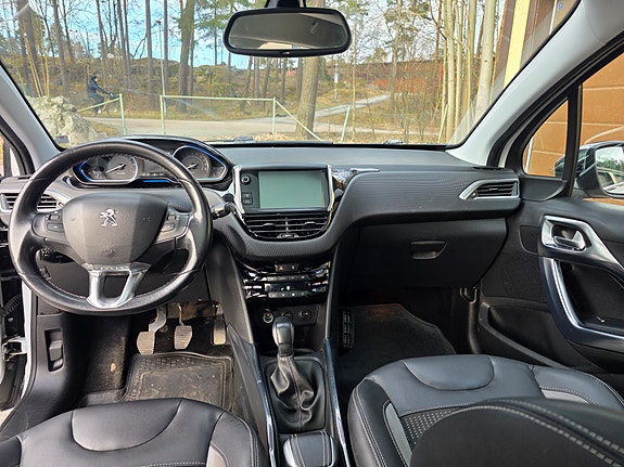 Peugeot 2008 4 of 4