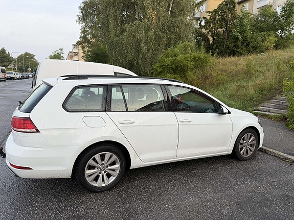 Volkswagen Golf VII 3 of 3