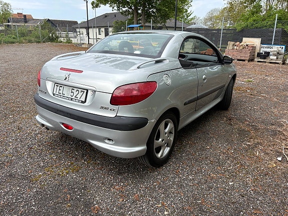 Peugeot 206 CC 10 of 11