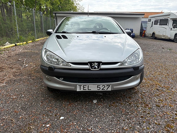 Peugeot 206 CC 8 of 11