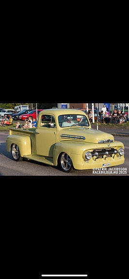 Ford F-100 5 of 5