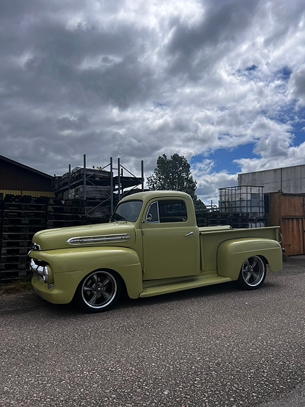 Ford F-100 10 of 10