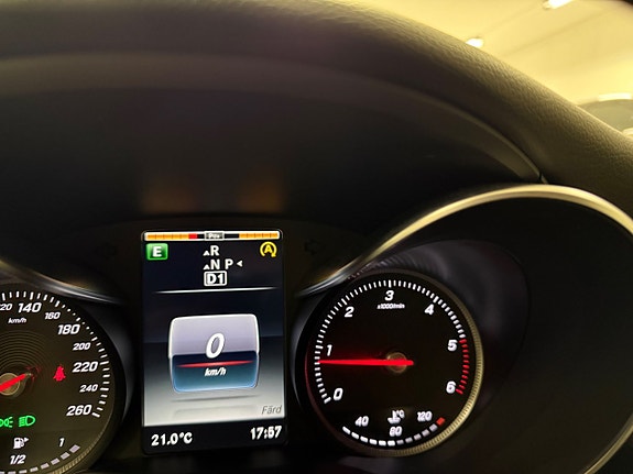 Mercedes-Benz C220 d 19 of 29