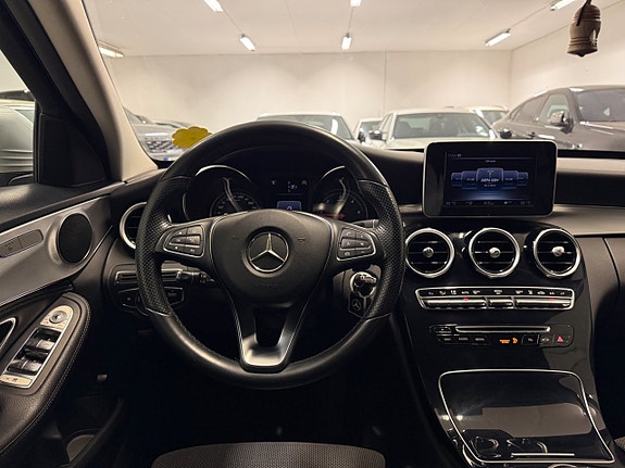 Mercedes-Benz C220 d 17 of 29