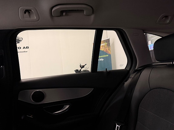 Mercedes-Benz C220 d 29 of 29
