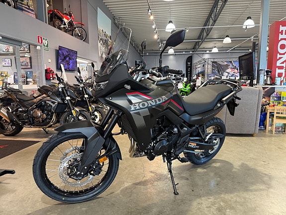 Honda XL750 Transalp 6 of 12