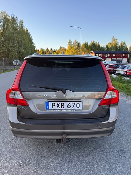 Volvo V70 5 of 5