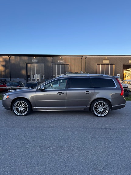 Brugt Volvo V70 2.4 D