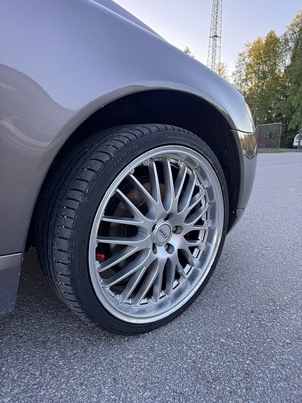 Volvo V70 4 of 5