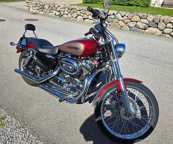 Harley-Davidson Harley Davidson Sportster XL 1200 C 2 of 8