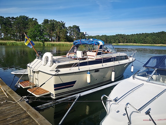 Maxim 26 -82 11 of 15