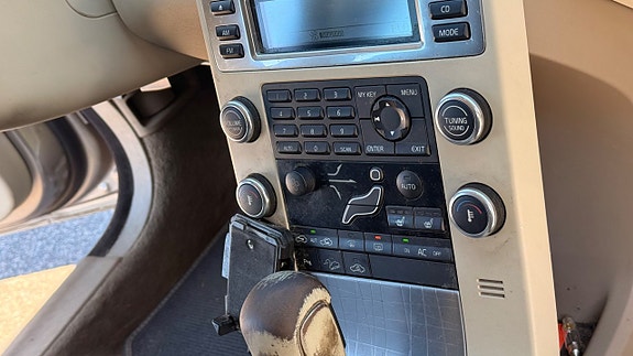 Volvo XC70 16 of 20
