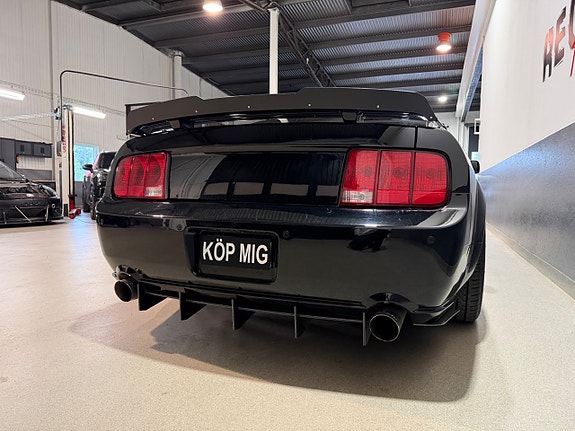 Ford Mustang 5 of 5