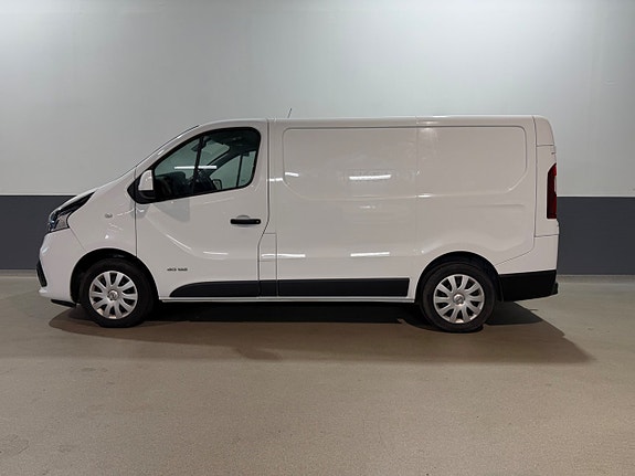 Nissan NV300