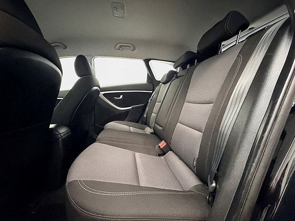 Hyundai i30 13 of 25