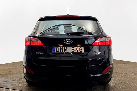 Hyundai i30 7 of 25