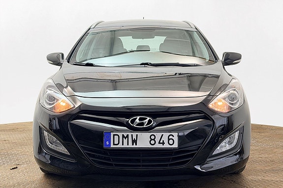 Hyundai i30 3 of 25