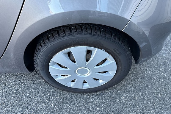 Renault Clio 26 of 30