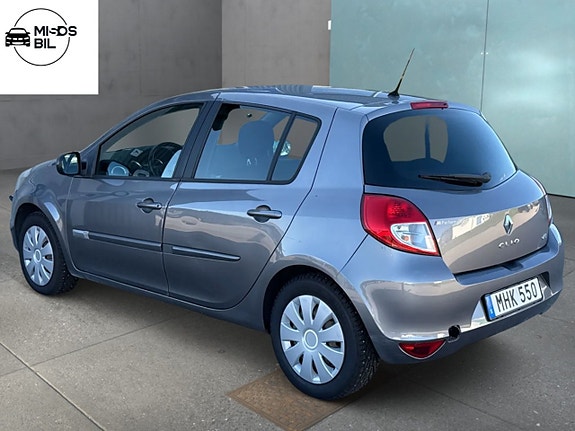 Renault Clio 3 of 5