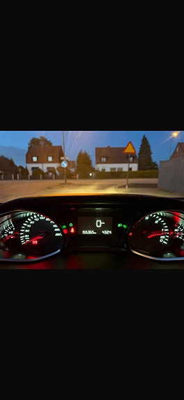 Peugeot 308 6 of 9
