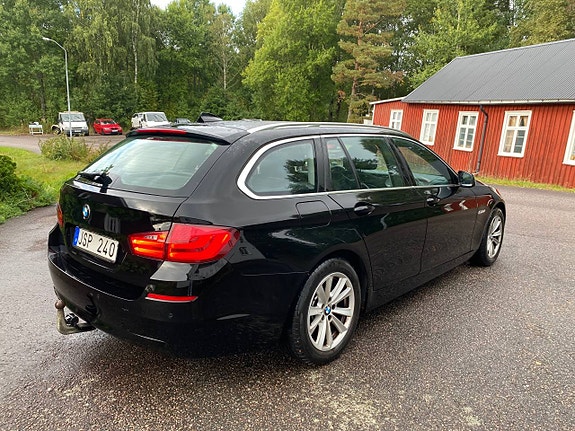BMW 520d 4 of 8