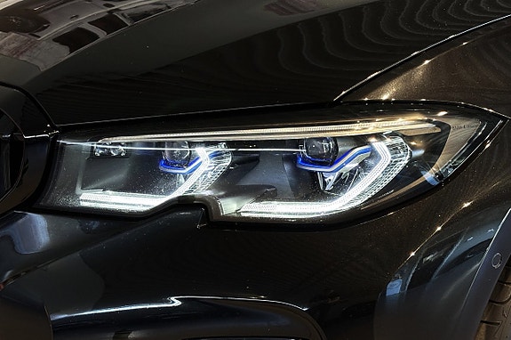 BMW M340i 5 of 5