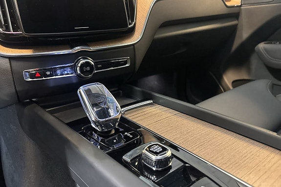 Volvo XC60 20 of 26