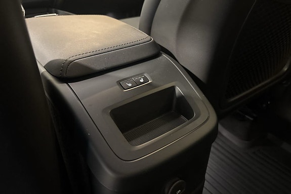 Volvo XC60 26 of 26