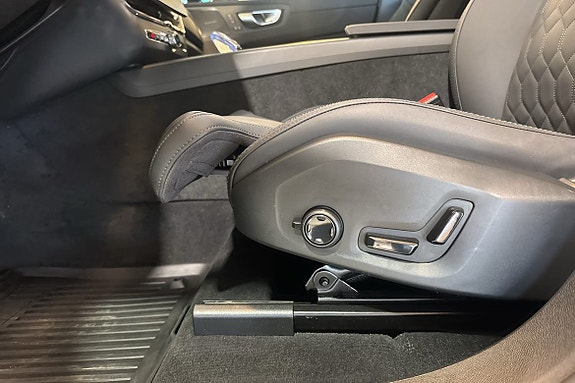 Volvo XC60 19 of 26