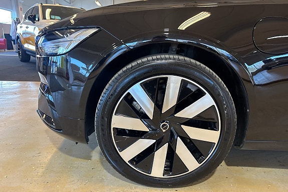 Volvo V90 25 of 30