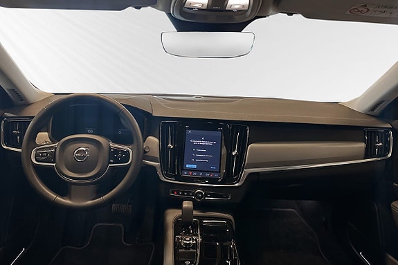 Volvo V90 16 of 30