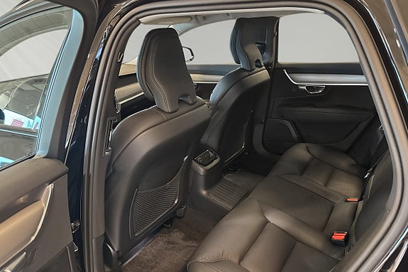 Volvo V90 15 of 30