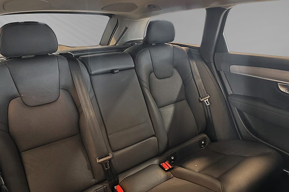 Volvo V90 21 of 30