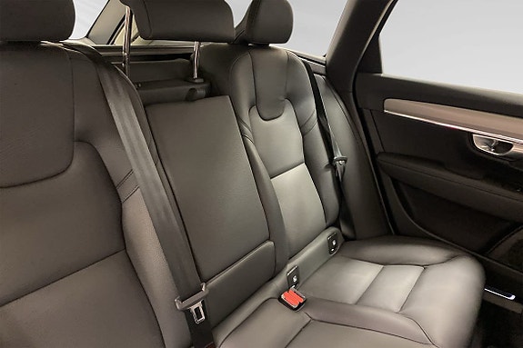 Volvo V90 11 of 15