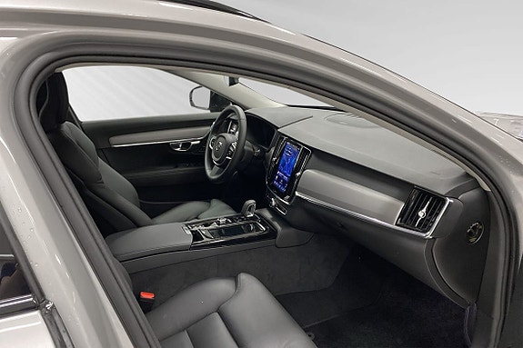 Volvo V90 10 of 15