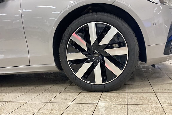 Volvo V90 12 of 15