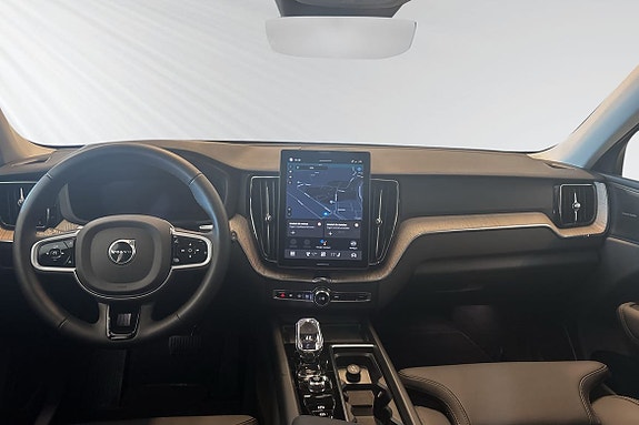 Volvo XC60 18 of 30
