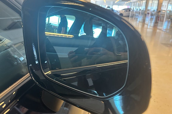 Volvo XC60 28 of 30